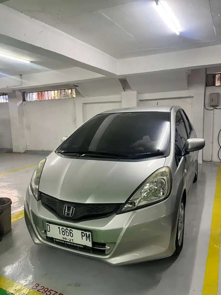 Honda Jazz 2013 I-Vtech matic (good condition)