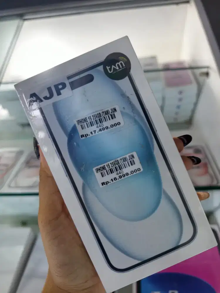 iPhone 15  256 GB