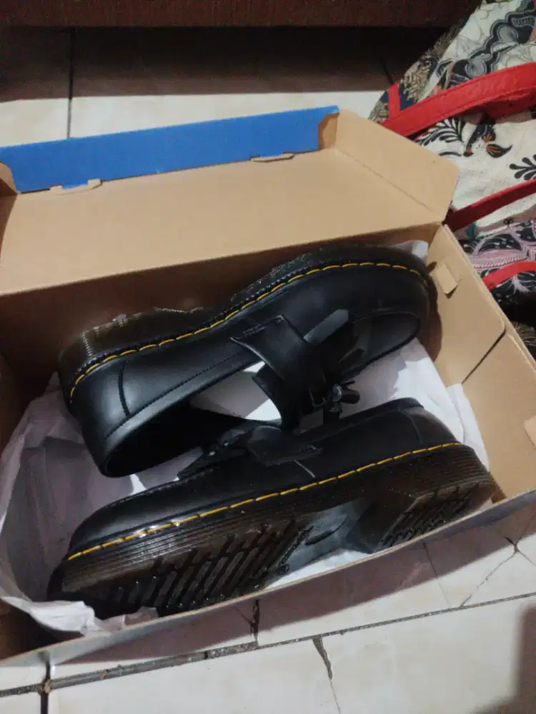 Sepatu Loafers Portee