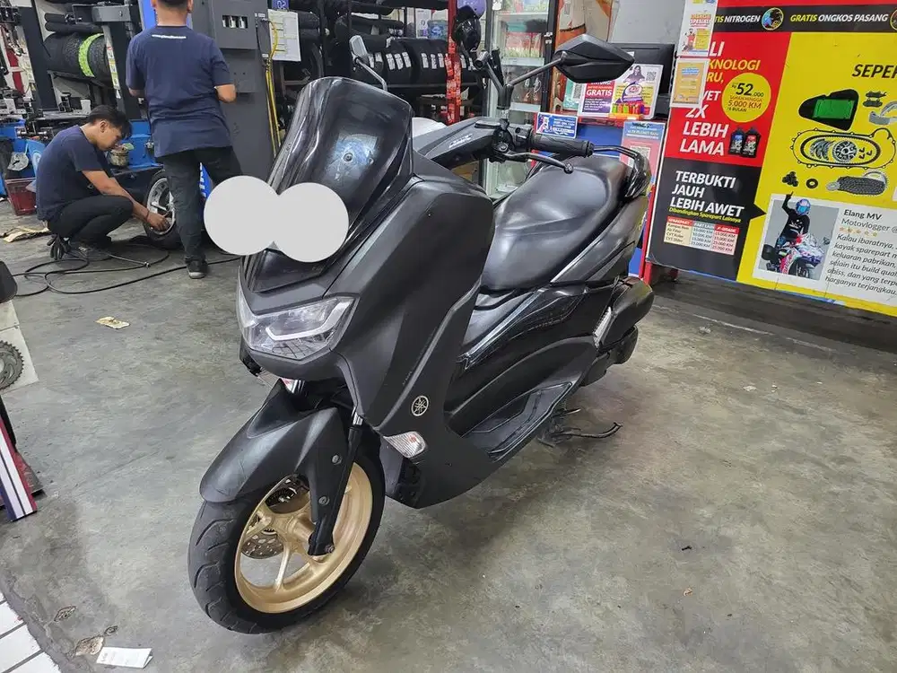 Dijual nmax thn 2020 warna hitam