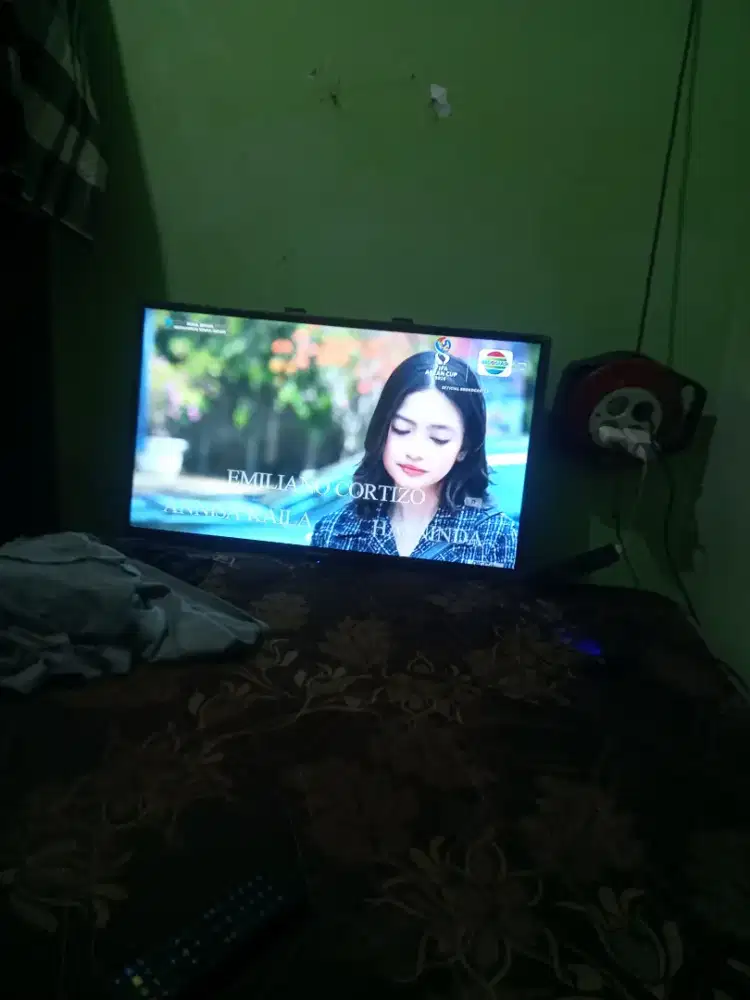 Tv canghong 32 inch