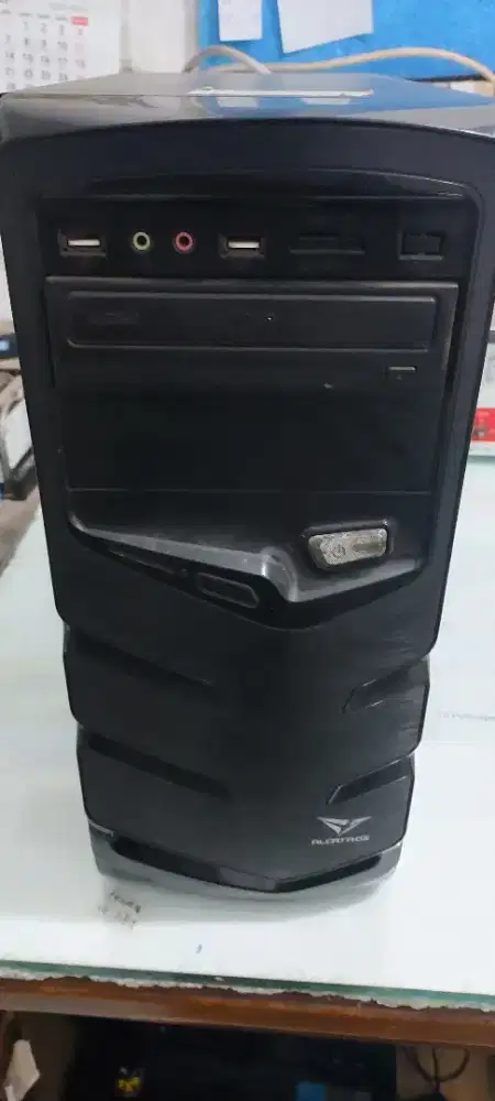 CPU / PC Intel Core i3 3240 RAM 4GB Tanpa Hardisk
