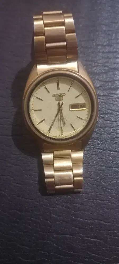 Jam tangan pria