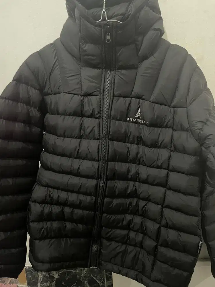 Jaket untuk mendaki gunung