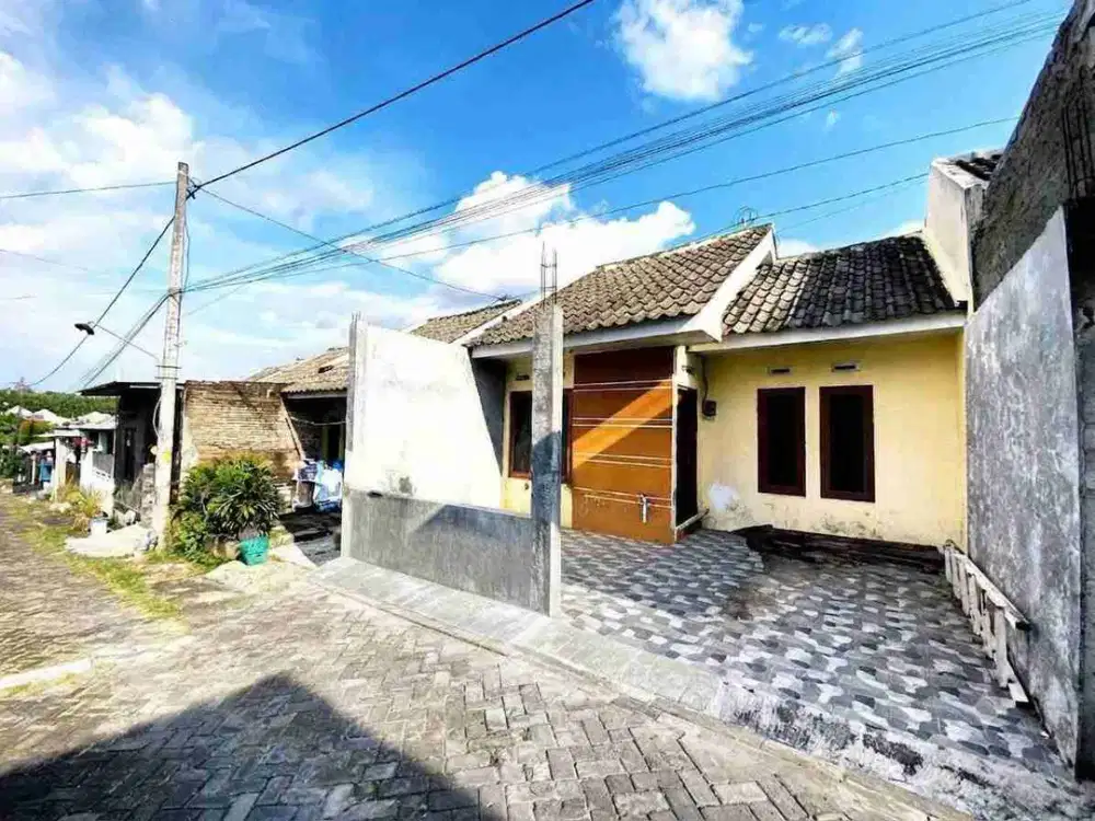 Rumah murah siap huni di perumahan dekat waduk cengklik