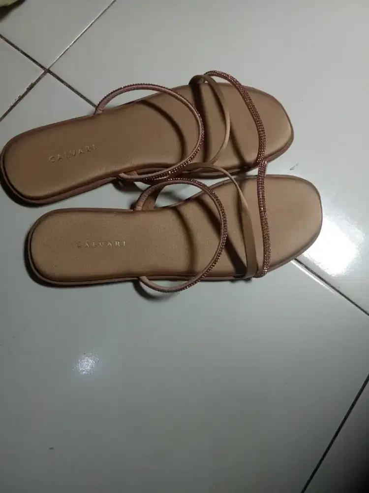 Sendal wanita uk 40 besar