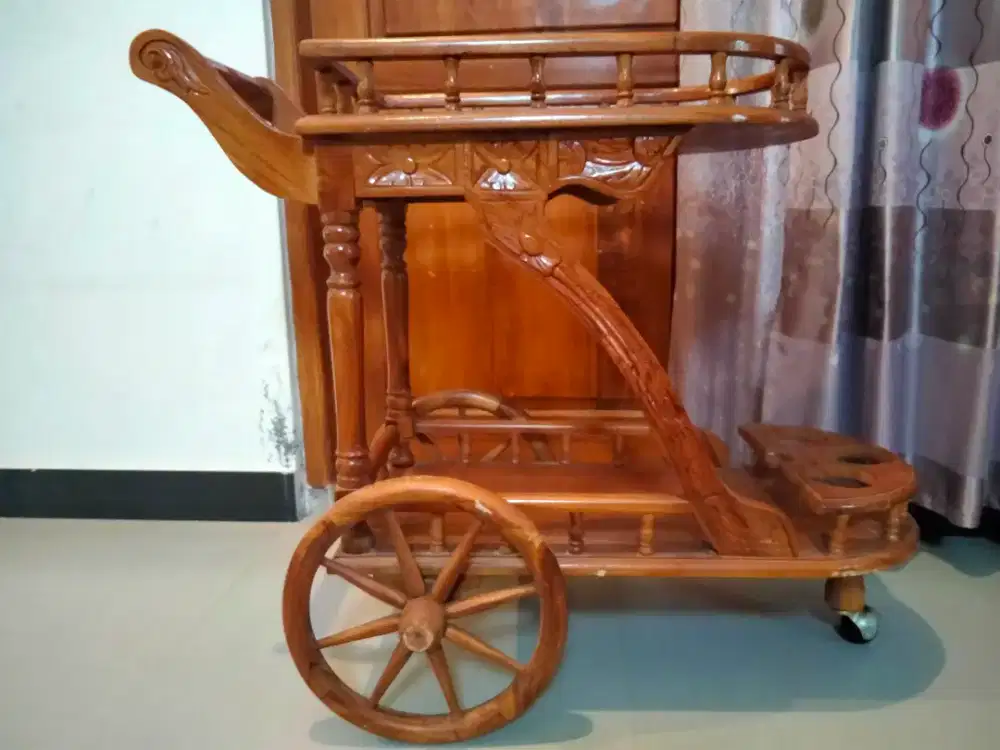 Troli meja teh/ kereta dorong saji kayu