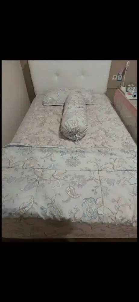 Tempat tidur/ Ranjang set romance R145