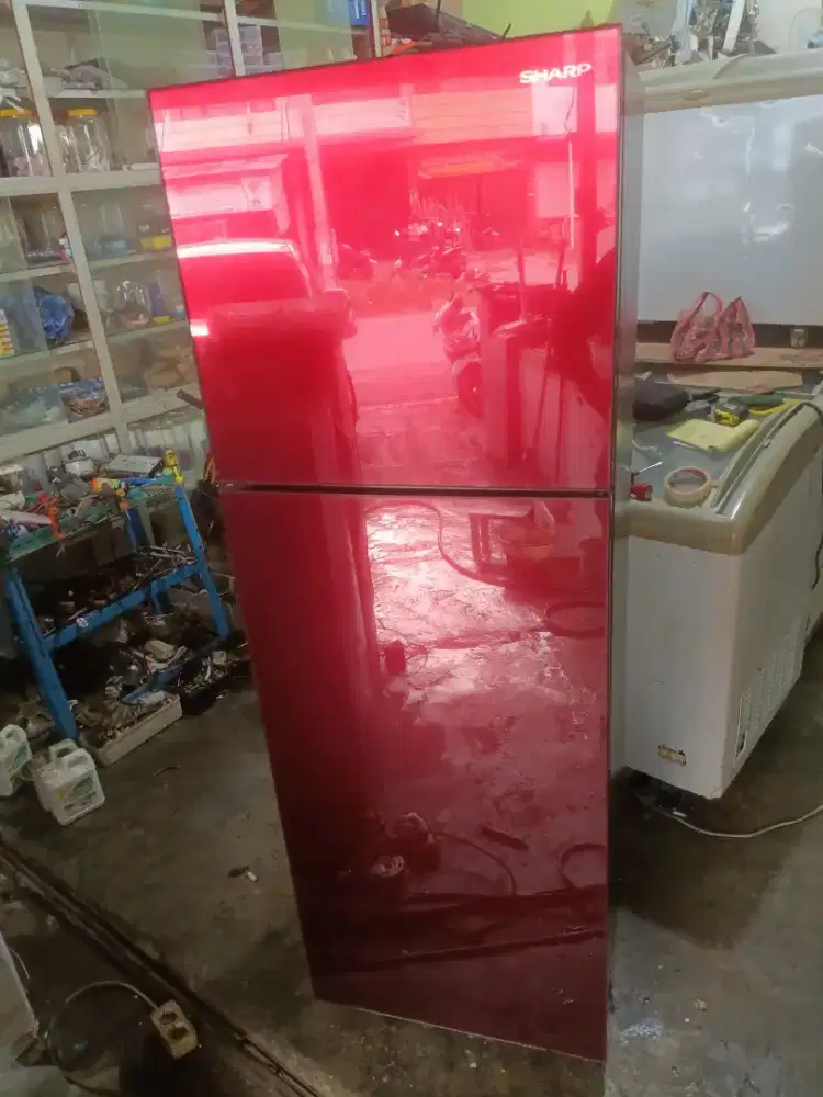 Jual kulkas Sharp normal dan garansi satu bulan