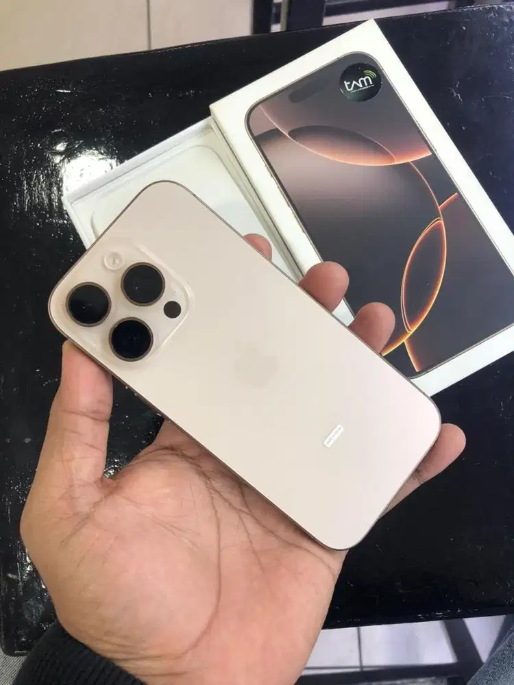 iPhone 16 pro 128Gb iBox like new