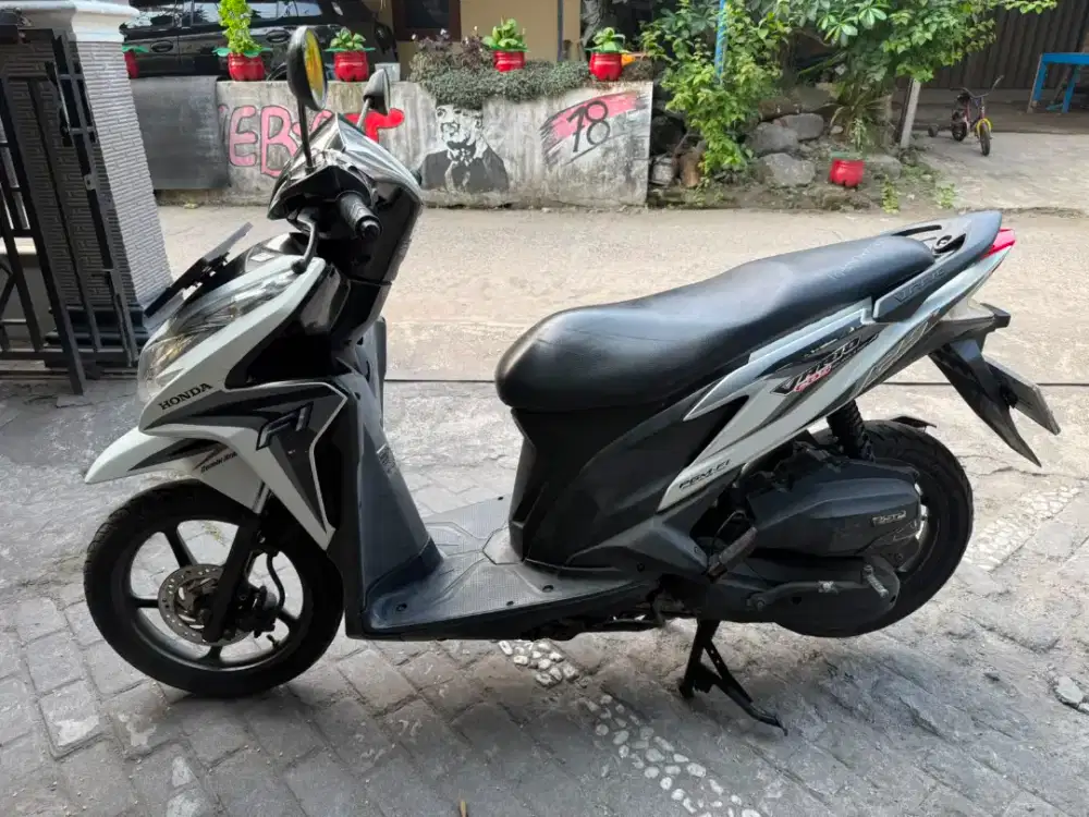 Honda Vario THN 2014 plat E Cirebon