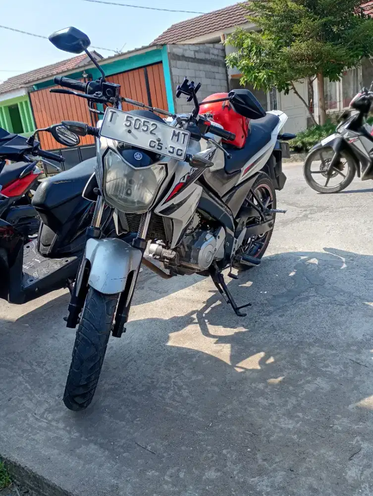 Jual motor Vixion nvl 2015