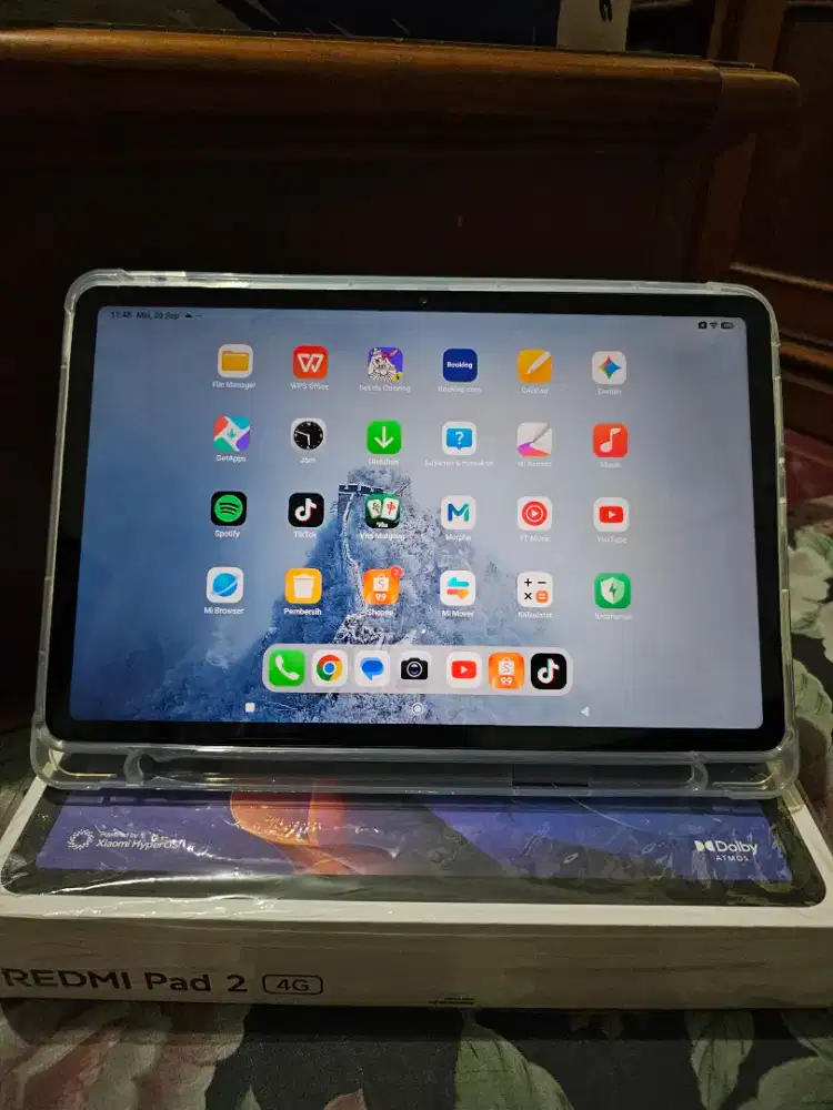 Redmi Pad 2 4G 11 inch 4/256 GB Grey. Like new. Fullset.