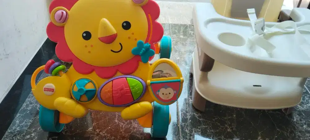 Pushwalker lion (fisher price)Kursi makan bayi (baby Chair) Pliko