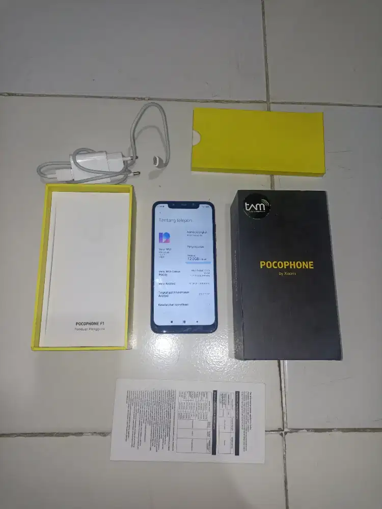 POCOPHONE F1 6/128GB (BACA DESKRIPSI SEBELUM BERTANYA!!)
