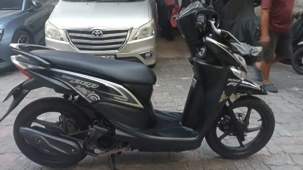 Honda beat pop tahun 2015.