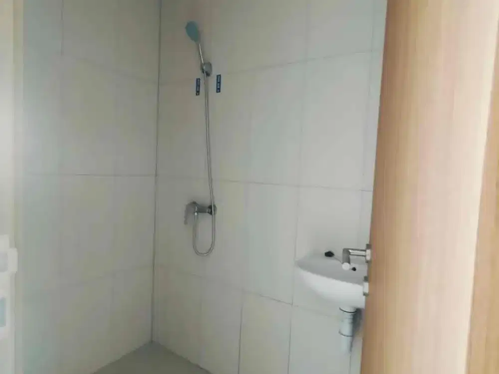 Dijual Baloi Apartement Lantai 3 , full fasilitas , harga terjangkau , Boleh KPR