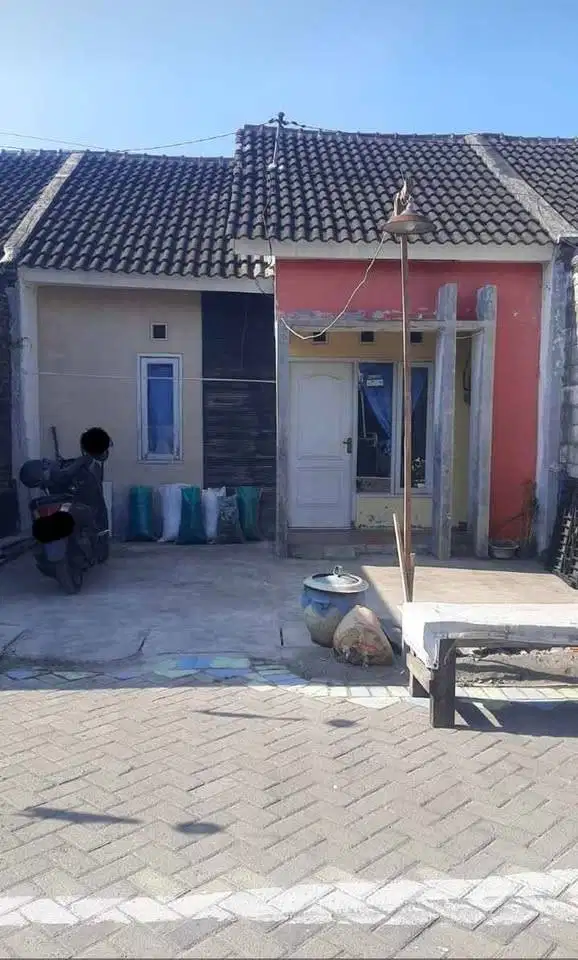 DIJUAL RUMAH SIAP HUNI, HARGA BISA NEGO