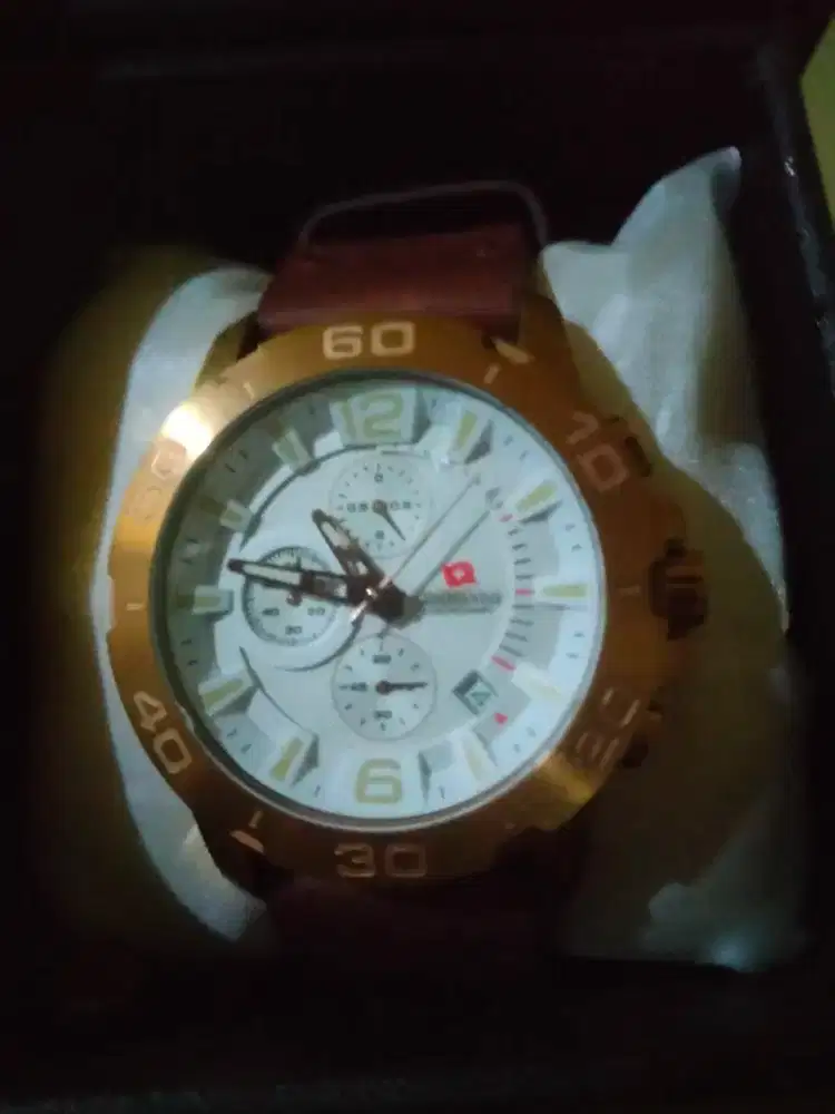 Jual cepat  jam tanga Swiss army cowo