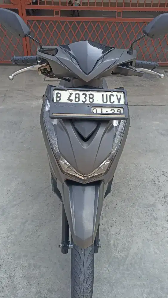 Honda beat deluxe CBS ISS tahun 2023 / 2024.