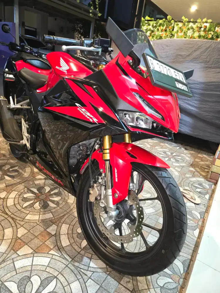 CBR 150R ABS 2023 Mulus terawat pajak panjang