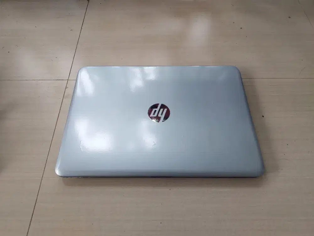 Laptop HP Elitebook core i7 gen 6 Ram 8gb Ssd 256 Double VGA