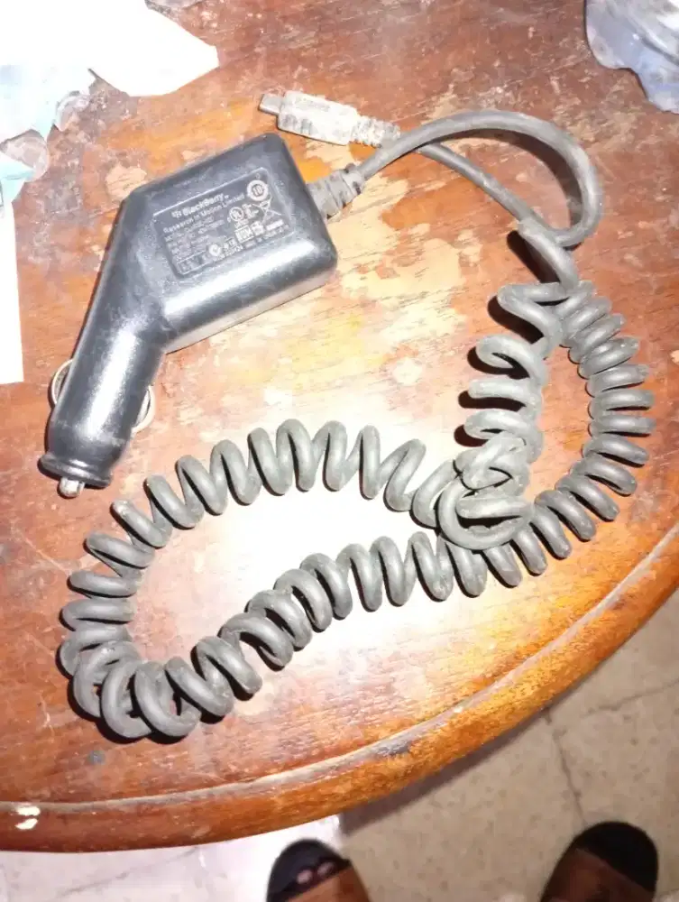 Car charger black edition