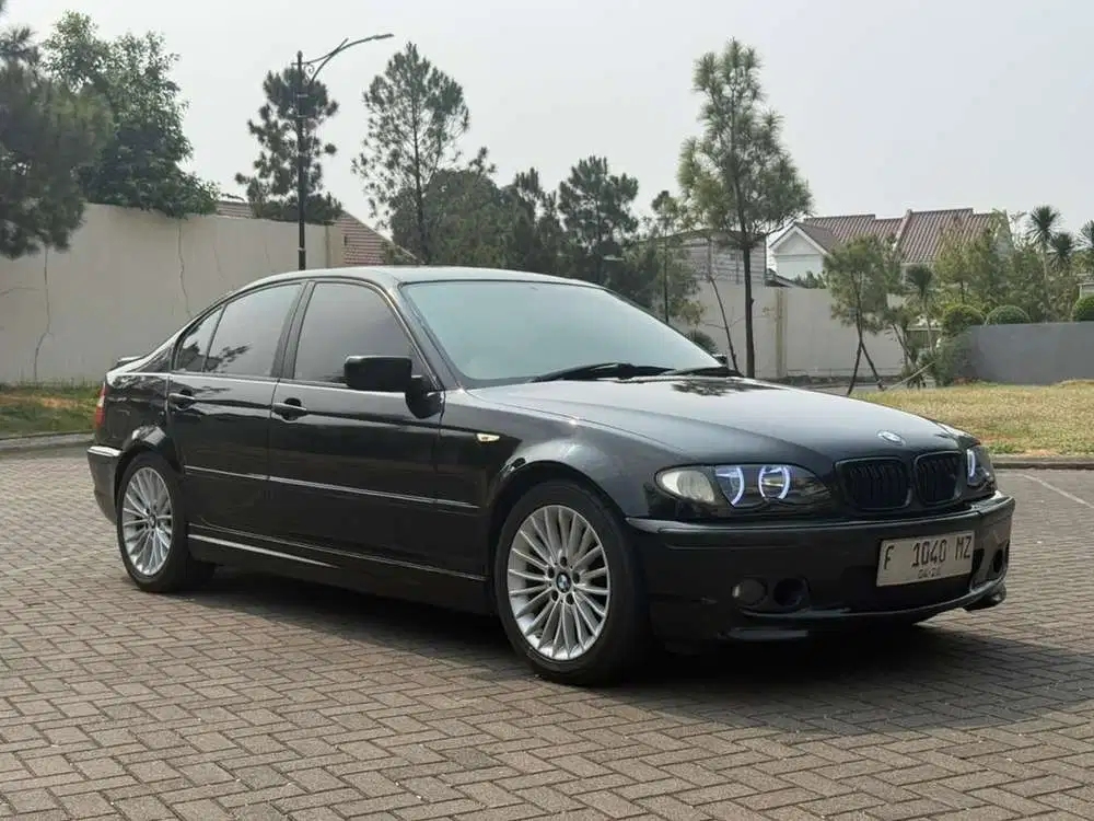 BMW E46 318i N42B20 TAHUN 2004 TRIPTONIC A/T BLACK SAPPHIRE