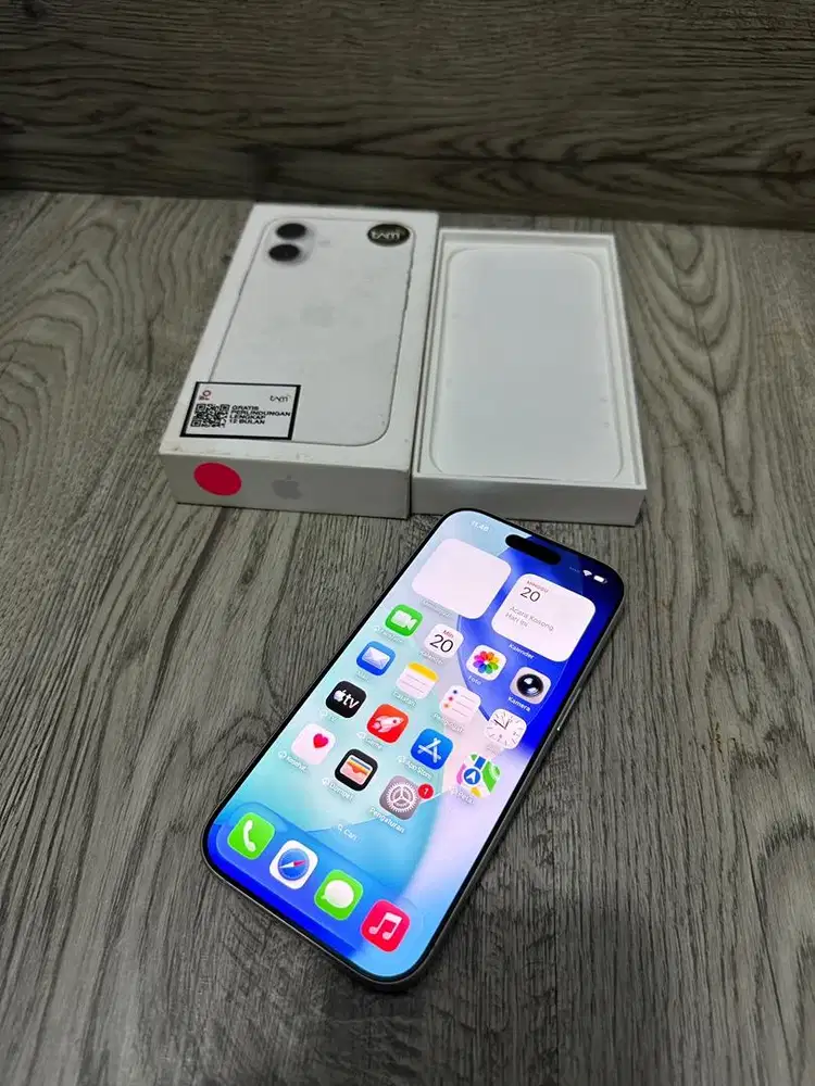 Iphone 17 256gb White IBOX Garansi On Juni 2027