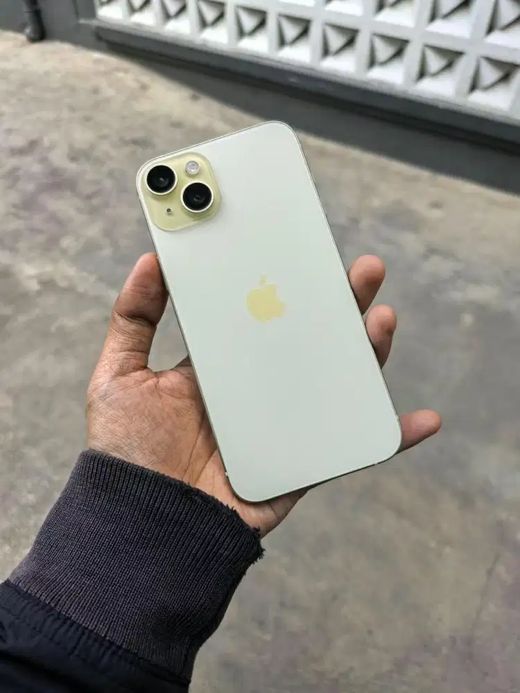 iphone 15 plus 128 ibox lengkap mulus normal ttbt