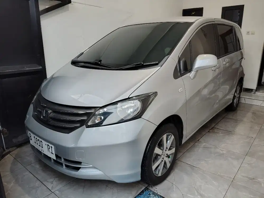 Honda Freed PSD 2009 Good Condition