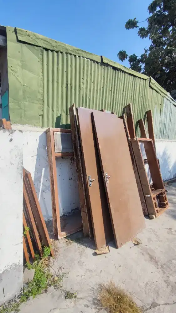 Kusen pintu, jendela + teralis besi