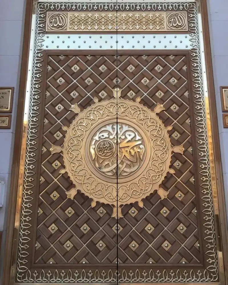 Perajin pintu nabawi