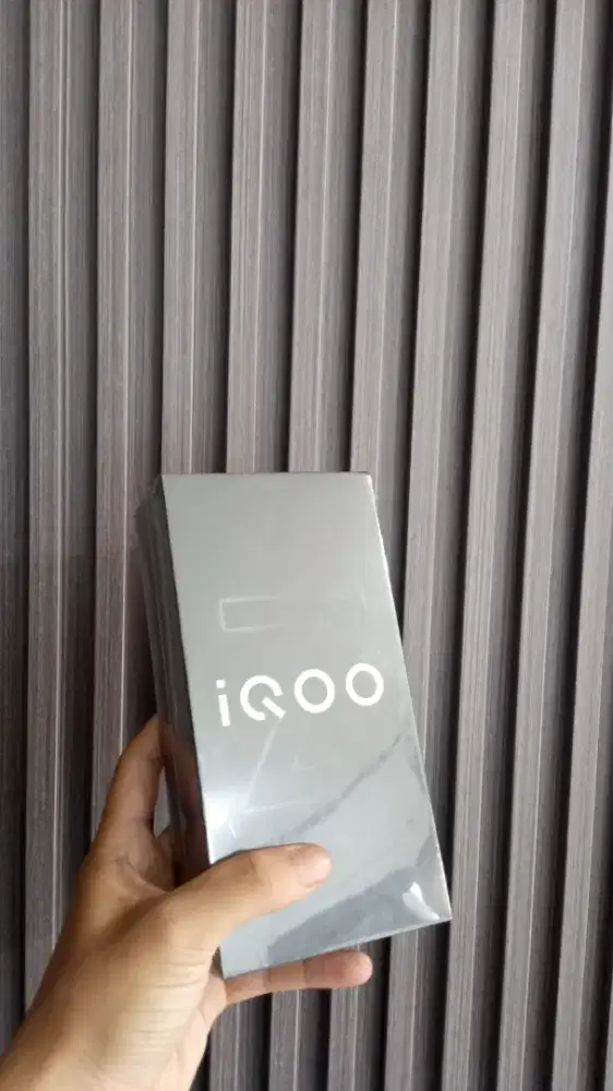 Iqoo z11x 5G segel box original