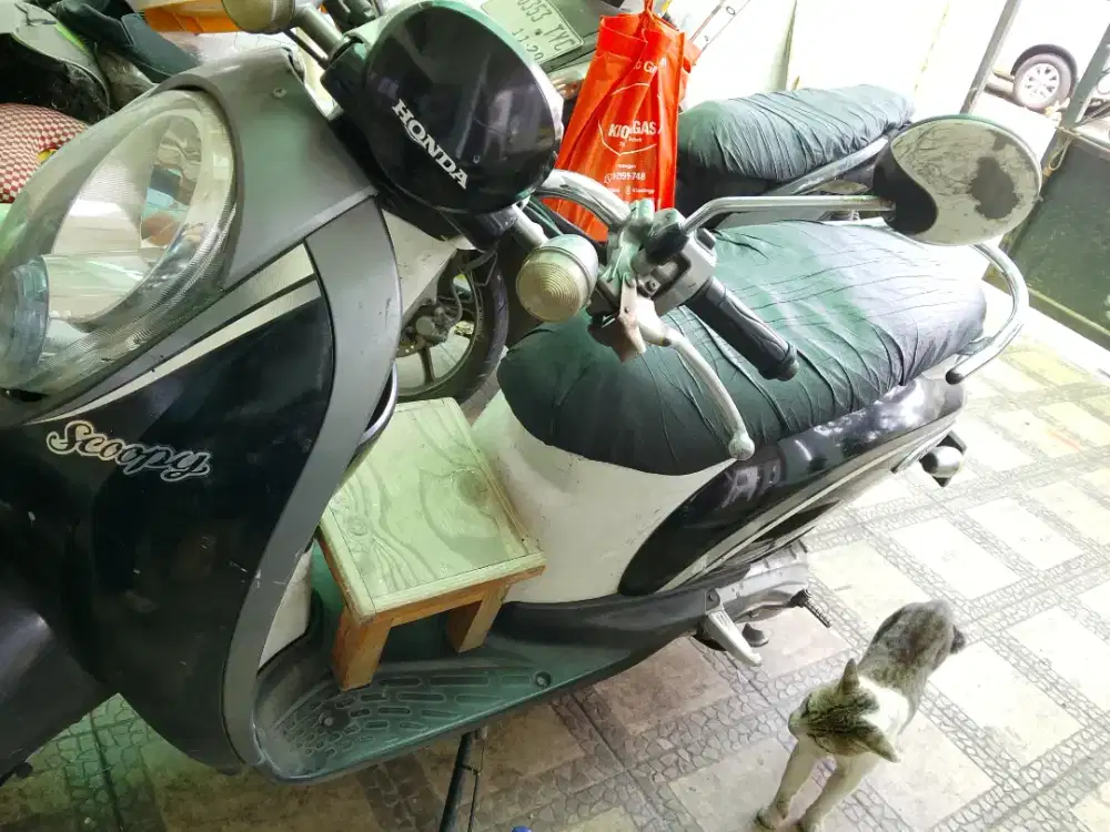 Jual scoopy second 2011