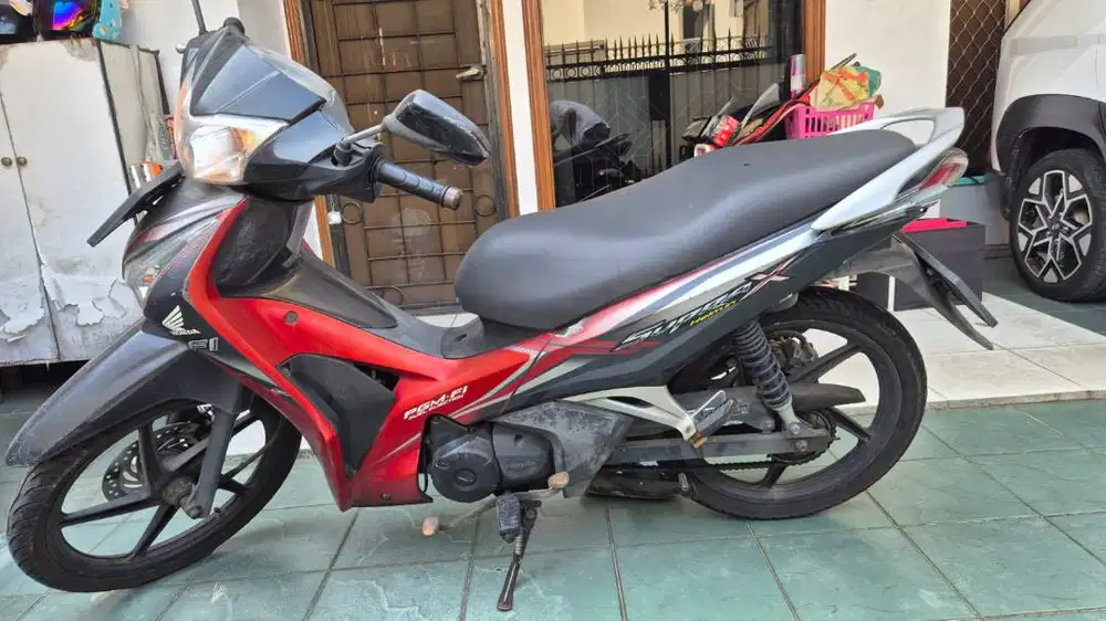 Dijual Supra X 125 Helm In PGM FI tahun 2012