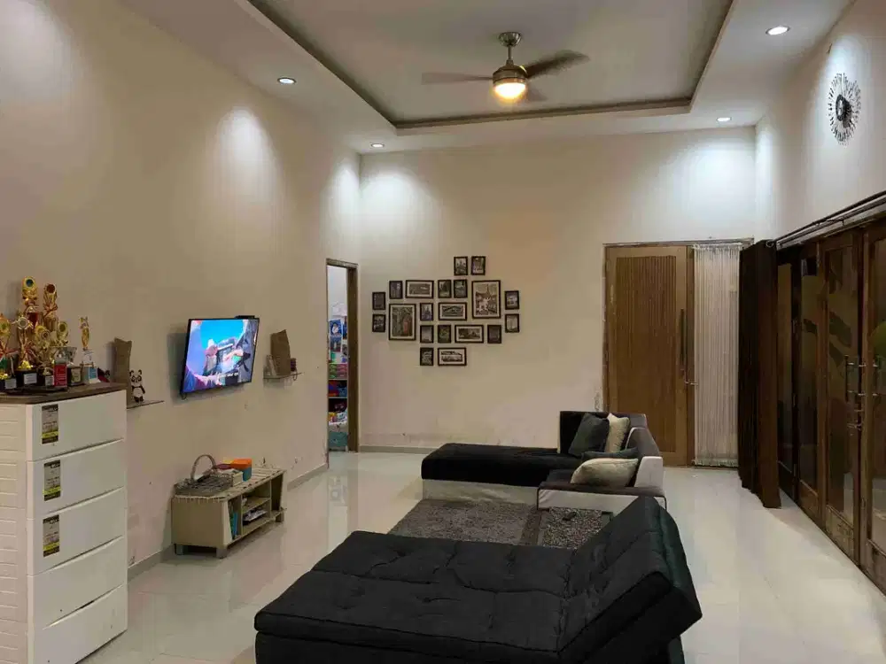 Jual Rumah  Modern minimalis 1 lt  Lokasi Jl Nuansa Kori Ubung Kaja Denpasar area strategis Hunian & Tidak Banjir