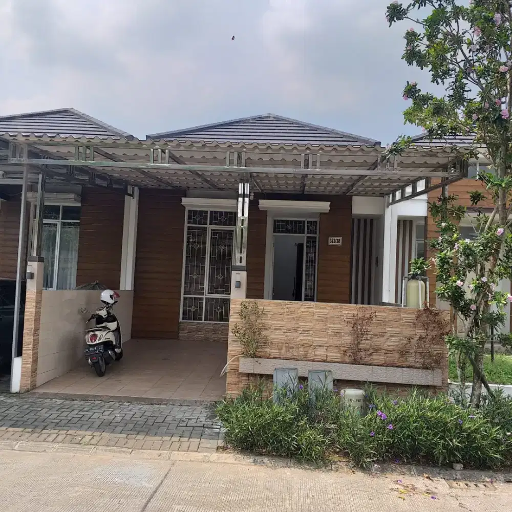 Di sewakan rumah di Cluster Garden Ville