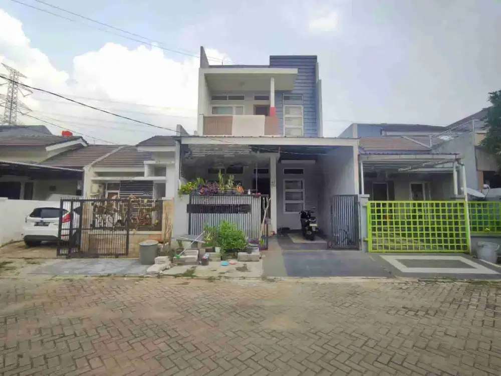 Dijual rumah siap huni 2 Lt  row jl. 10 meter di GDC, Sukmajaya