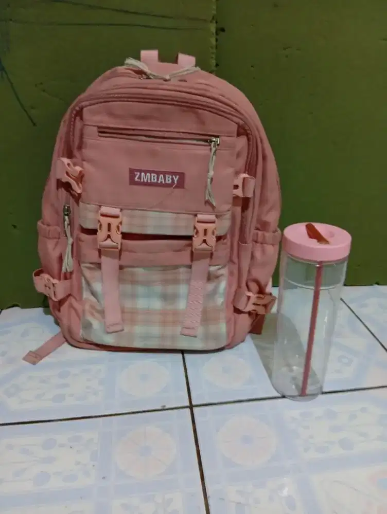Dijual tas sekolah dan botol minum anak perempuan bekas bagus