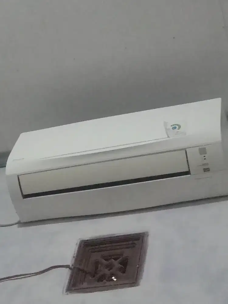 AC Daikin 1,5 PK