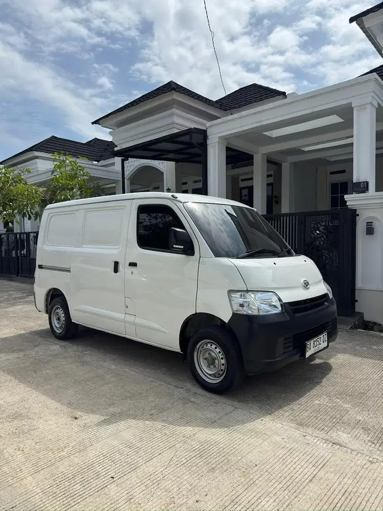 GRAND MAX BLINDVAN 1.3 AC 2021