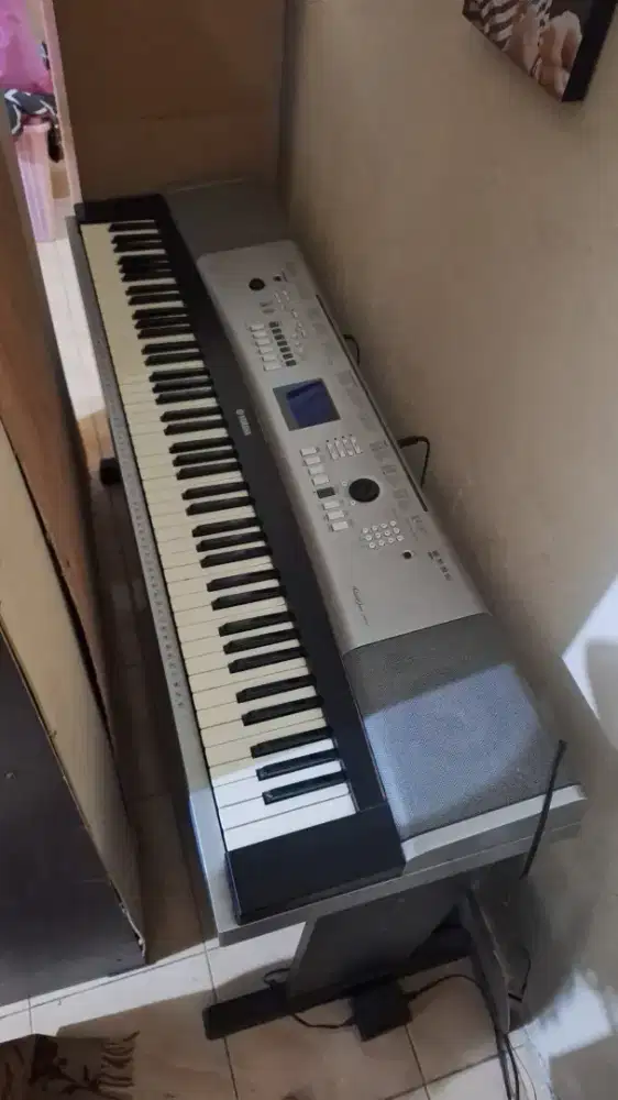 Yamaha Portbale Grand  DGX 520