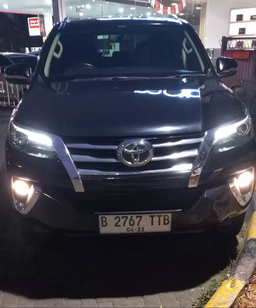 FORTUNER 2,4 VRZ AT 2016