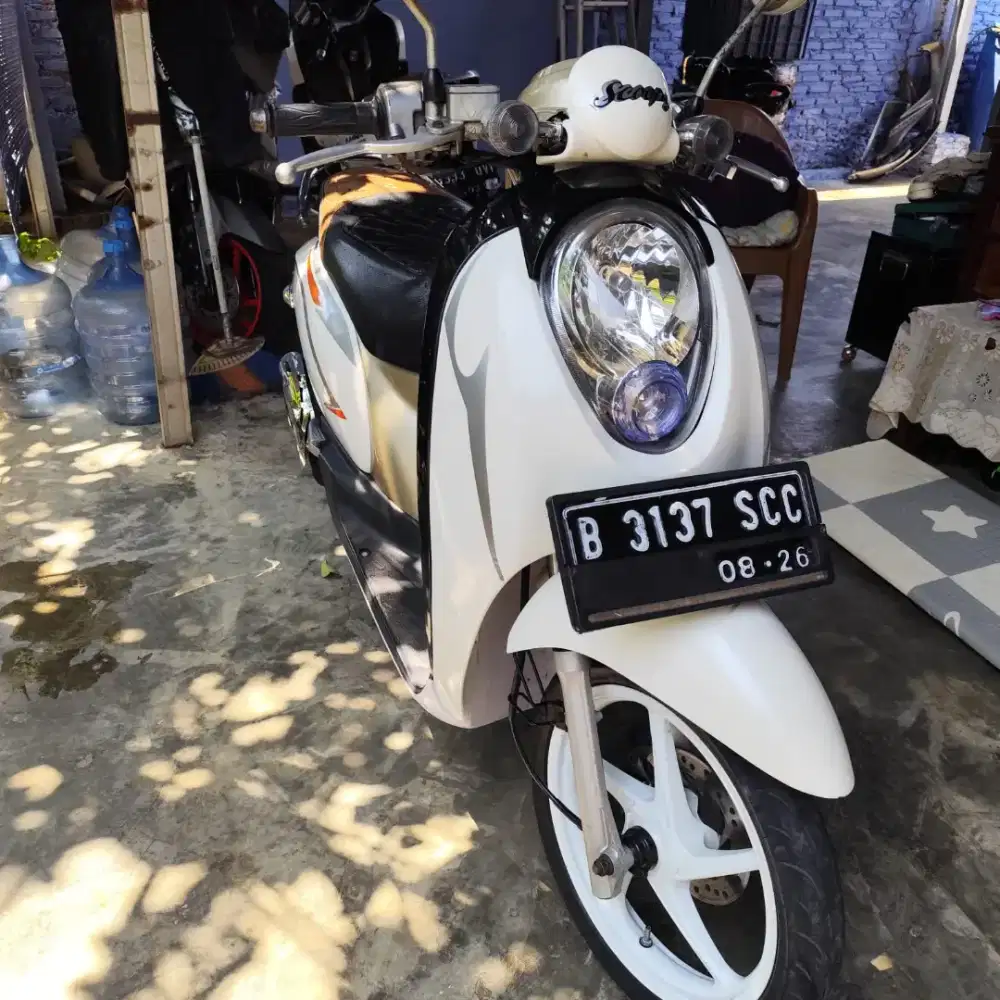 Honda scoopy tahun 2011