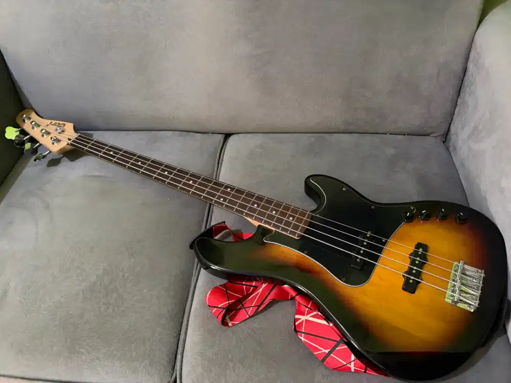 gitar bass cort ori mulus