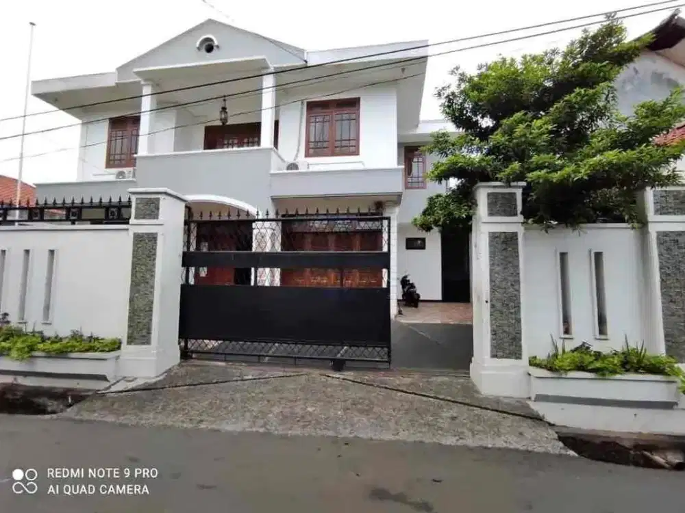 Rumah Komplek Sukabumi Selatan Kebon Jeruk Jakbar