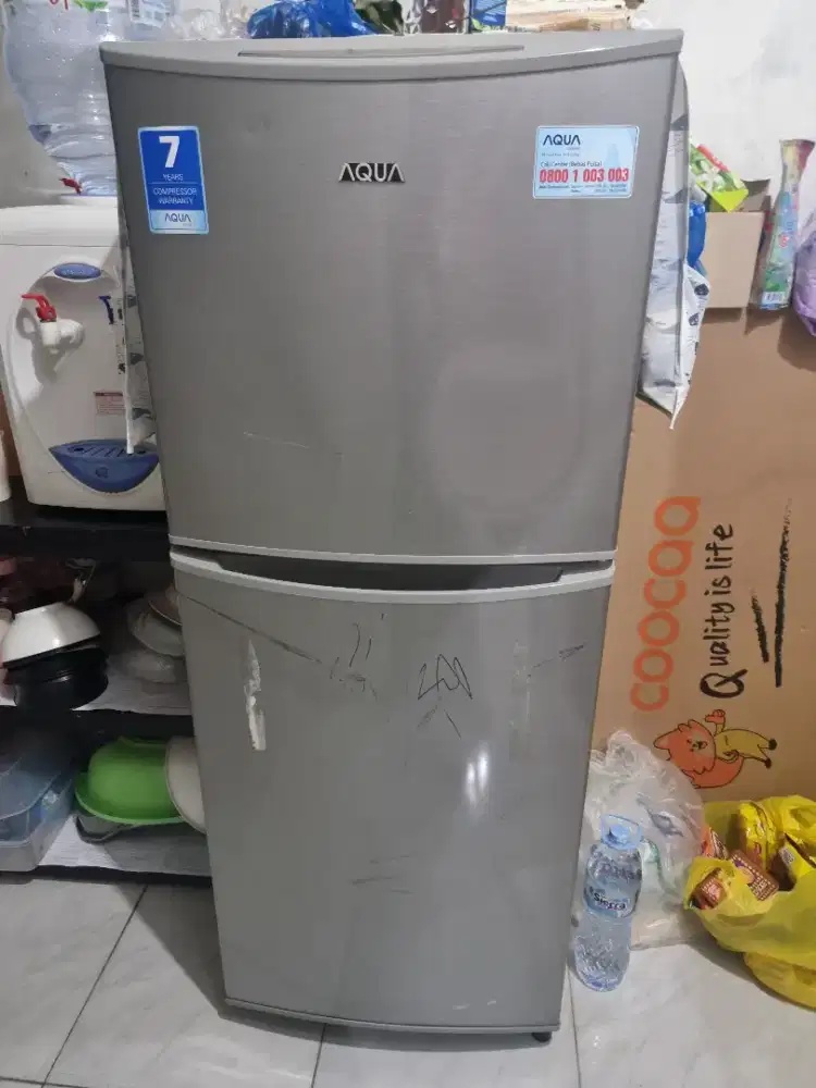 Kulkas aqua  bekas ga dingin