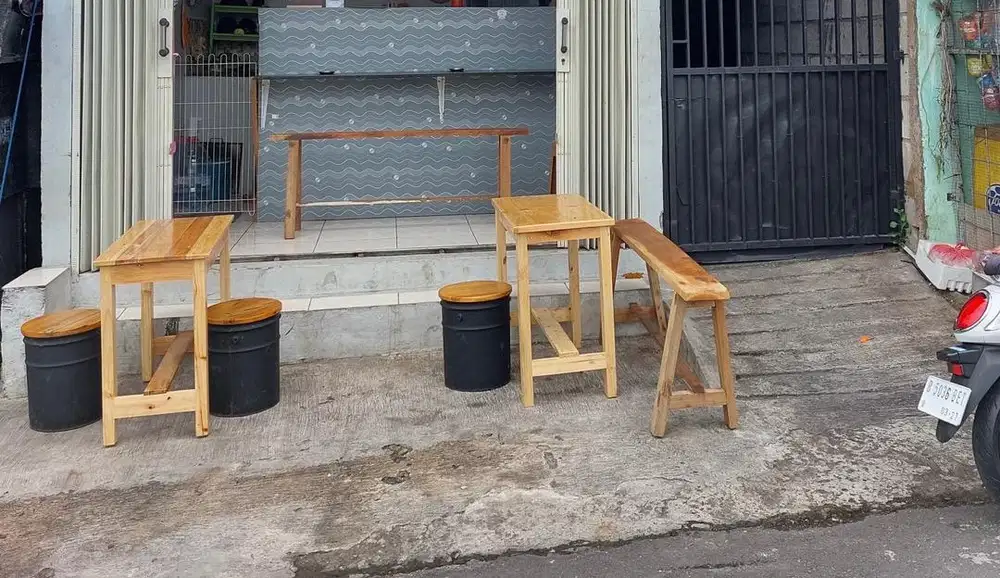 Meja Makan warkop
