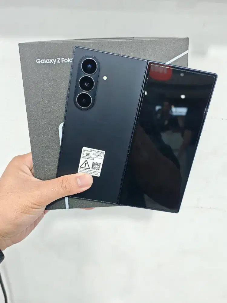 Samsung Galaxy Z fold 7 12/512 Black like new